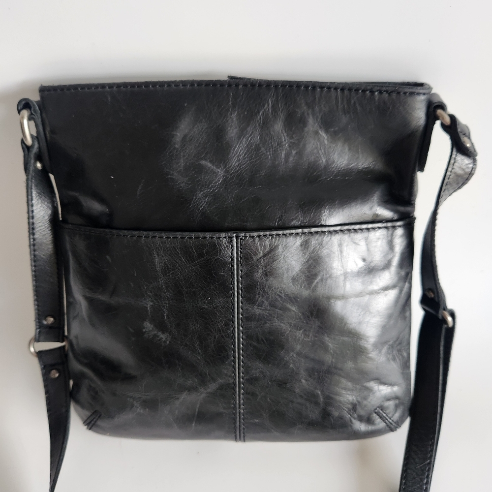The Sak Ventura Flap Leather Organizer Crossbody Black Mandala Hang Tag - Picture 8 of 14